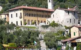 Castello Oldofredi Monte Isola